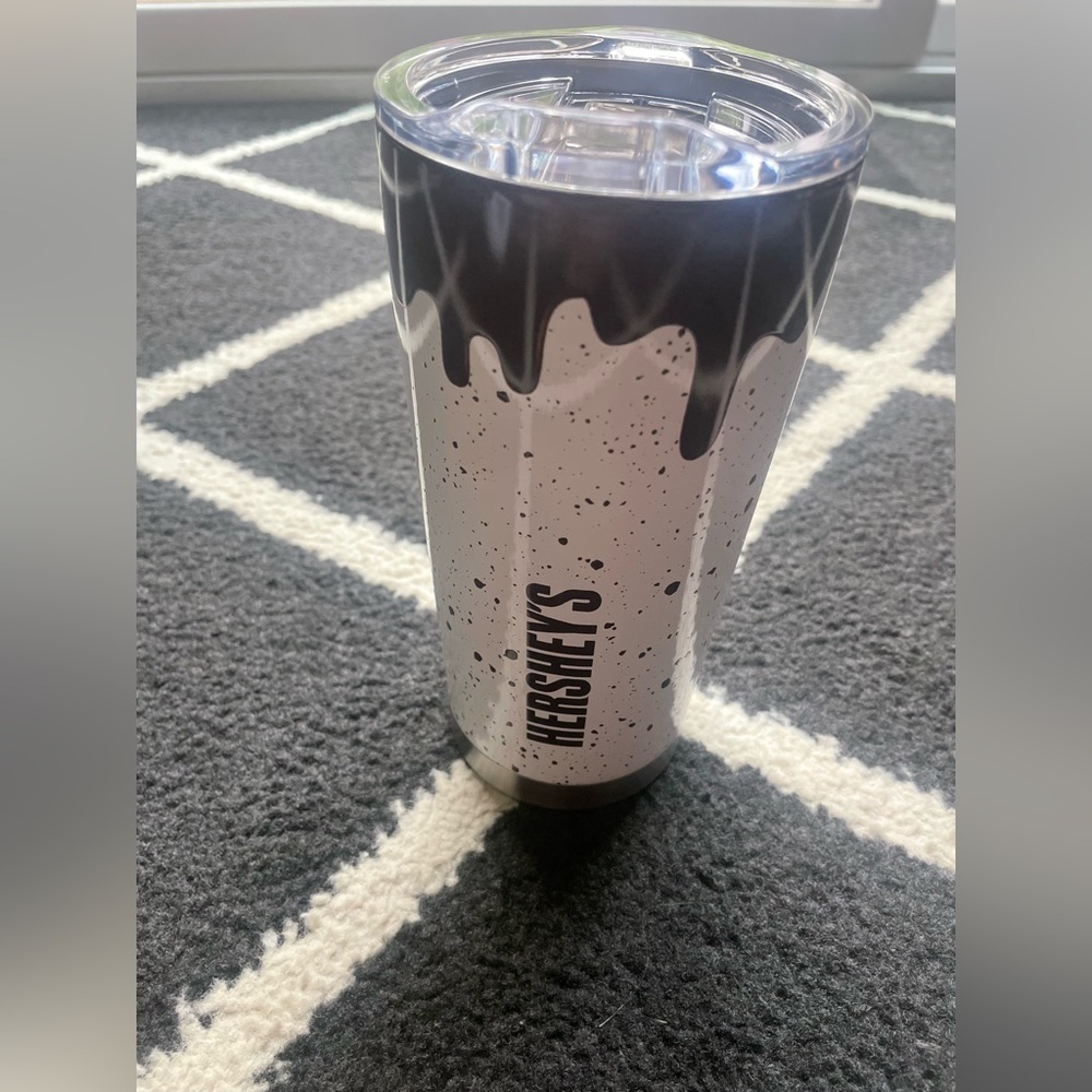 Hersheys 🍫 Drip Tumbler